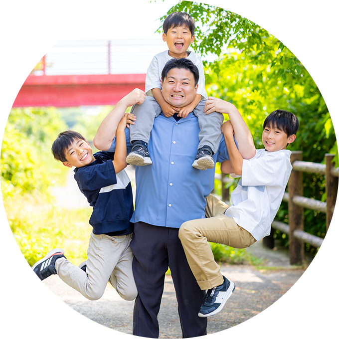 子どもたちと笑顔で過ごすかぢ大希